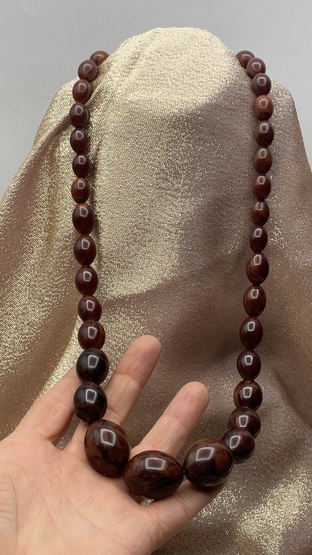 TRIS DI COLLANE VINTAGE IN BACHELITE CON COLORI A PENDANT. ANNI’40 - immagine 8
