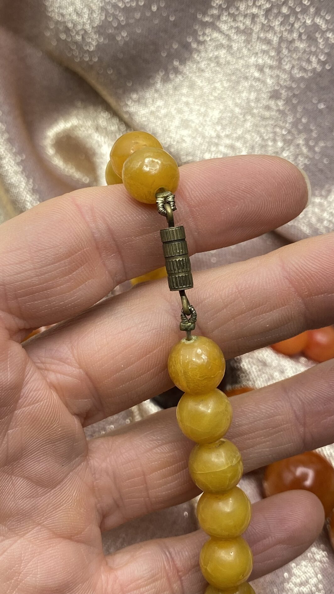 TRIS DI COLLANE VINTAGE IN BACHELITE CON COLORI A PENDANT. ANNI’40 - immagine 23