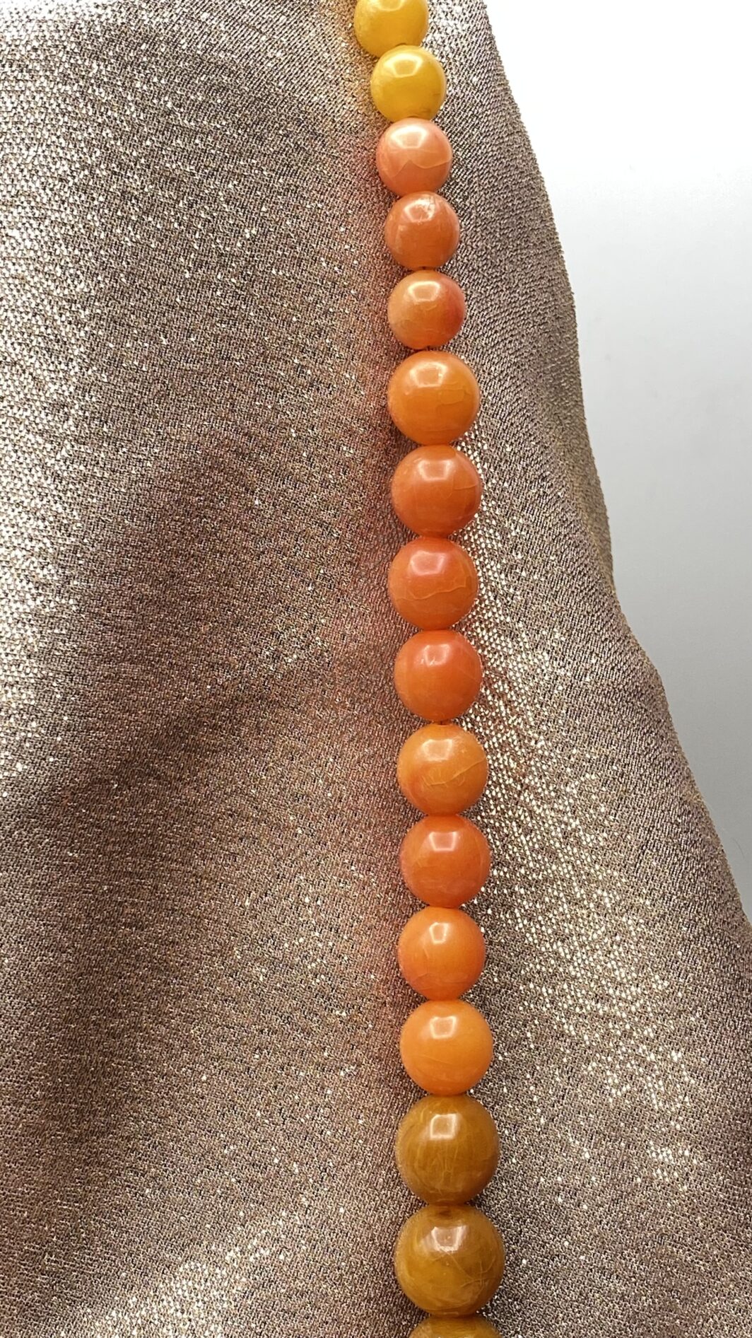 TRIS DI COLLANE VINTAGE IN BACHELITE CON COLORI A PENDANT. ANNI’40 - immagine 27
