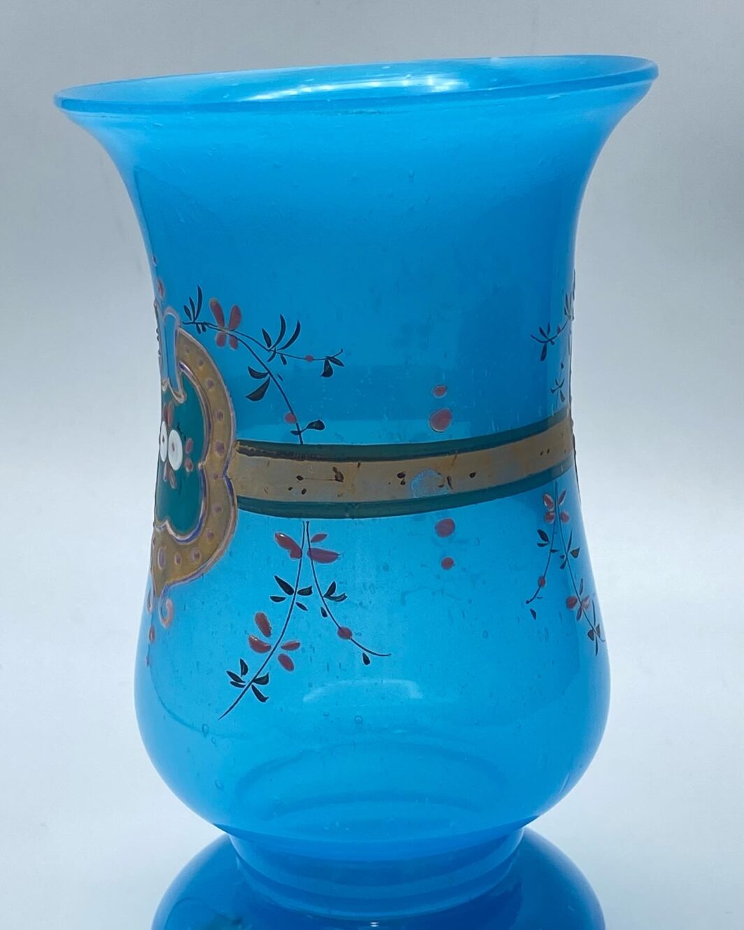 VASO IN OPALINE DIPINTA A MANO. FINE EPOCA VITTORIANA, XIX sec. - immagine 10