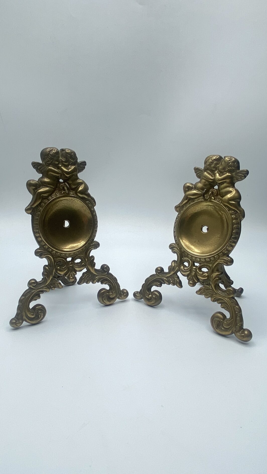PAIO DI PORTAOROLOGI DA TASCHINO, PER COMODINO O SCRITTOIO, IN BRONZO DORATO. FRANCIA, XIX sec. - immagine 2