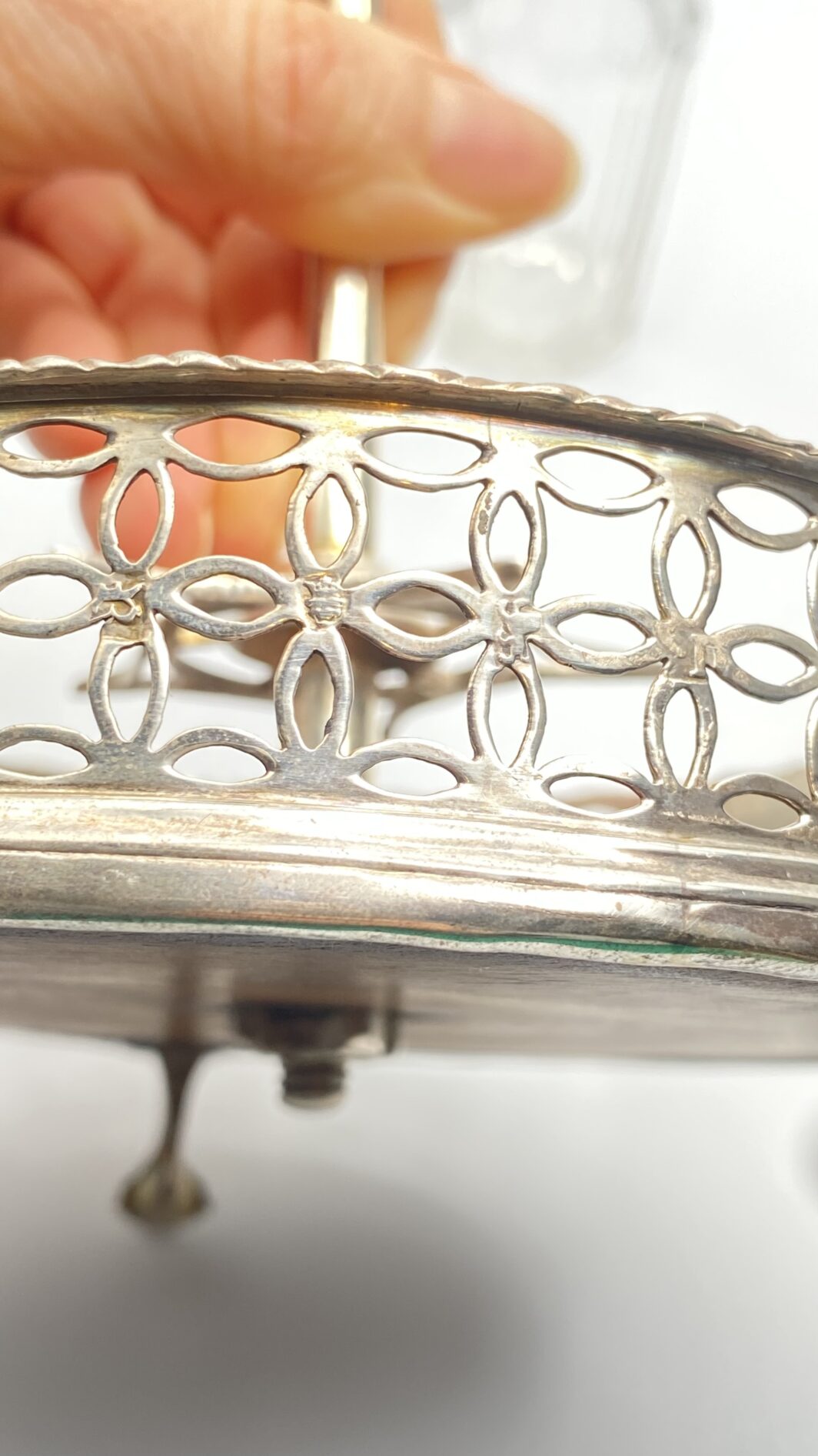 ANTICHISSIMA CRUETTE IN ARGENTO E CRISTALLO, BOLLI CITTA' DI LONDRA, 1757 - immagine 27