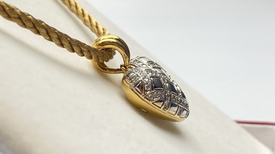 COLLIER CON CUORE DI BRILLANTI, TUTTO IN ORO 18 KT. OREFICERIA VINTAGE ANNI ‘80. - immagine 10