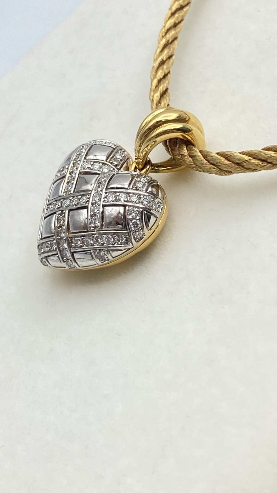 COLLIER CON CUORE DI BRILLANTI, TUTTO IN ORO 18 KT. OREFICERIA VINTAGE ANNI ‘80. - immagine 14