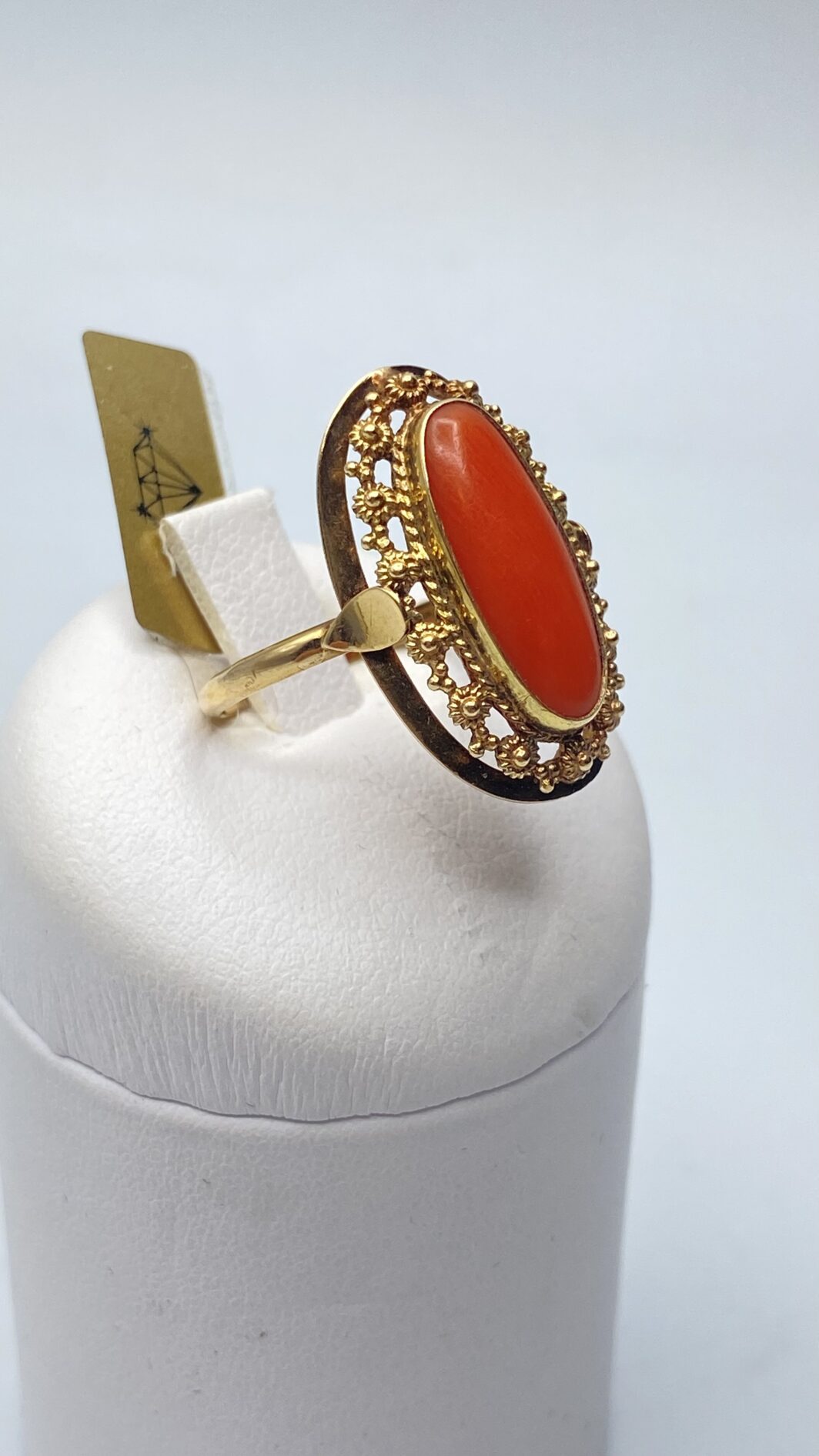 ANELLO IN ORO 14KT E CORALLO. EPOCA NAPOLEONE III. FRANCIA, XIX sec. - immagine 6