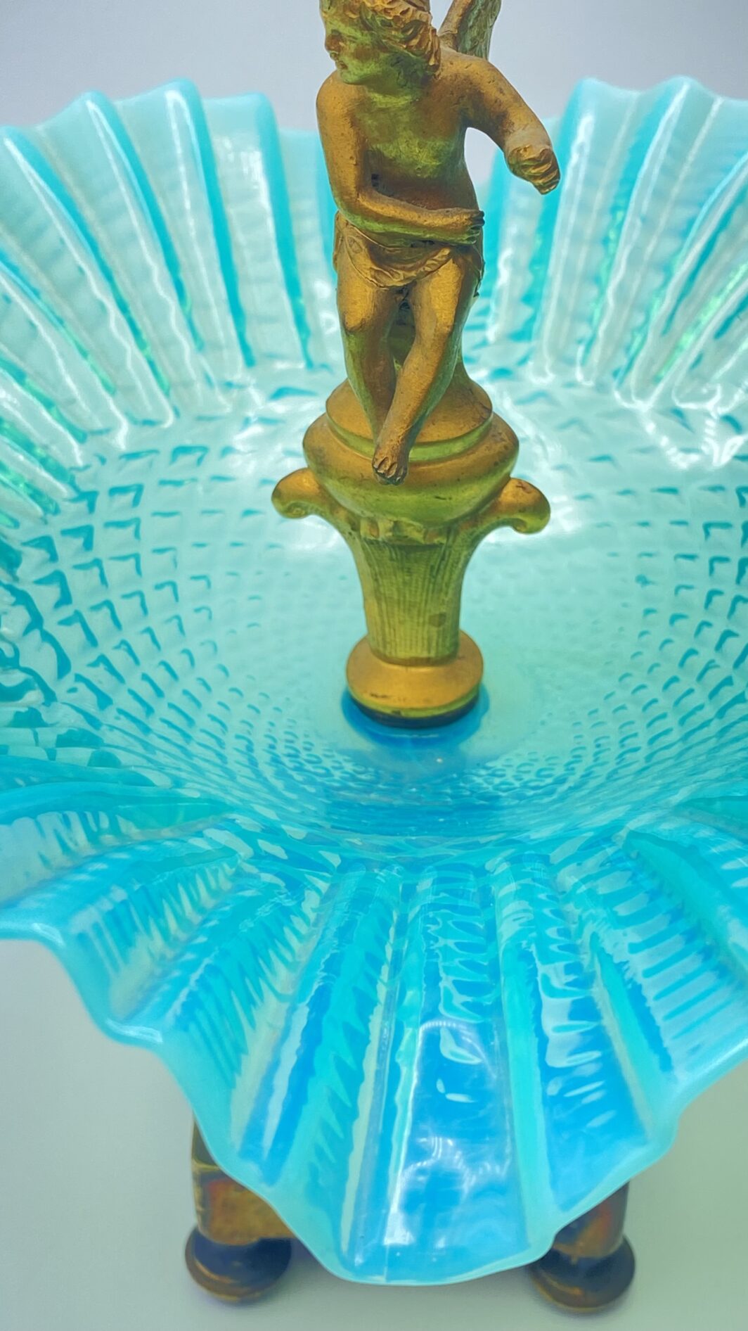CENTROTAVOLA IN BRONZO DORATO E OPALINE. FRANCIA, SECONDA METÀ DEL XIX sec. - immagine 7