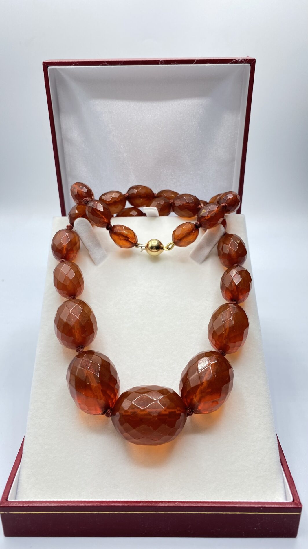 COLLANA IN AMBRA DEI BALCANI CON CHIUSURA IN ORO 18KT. OREFICERIA ITALIANA VINTAGE ANNI ‘50. - immagine 13