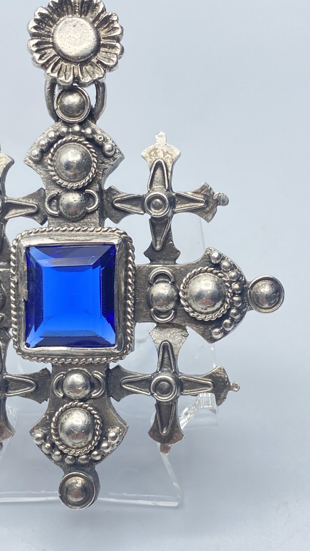 CROCE DEL REAL ORDINE DEL SANTO SEPOLCRO DI GERUSALEMME IN ARGENTO MASSICCIO E PIETRA BLU CENTRALE. XX sec. - immagine 12