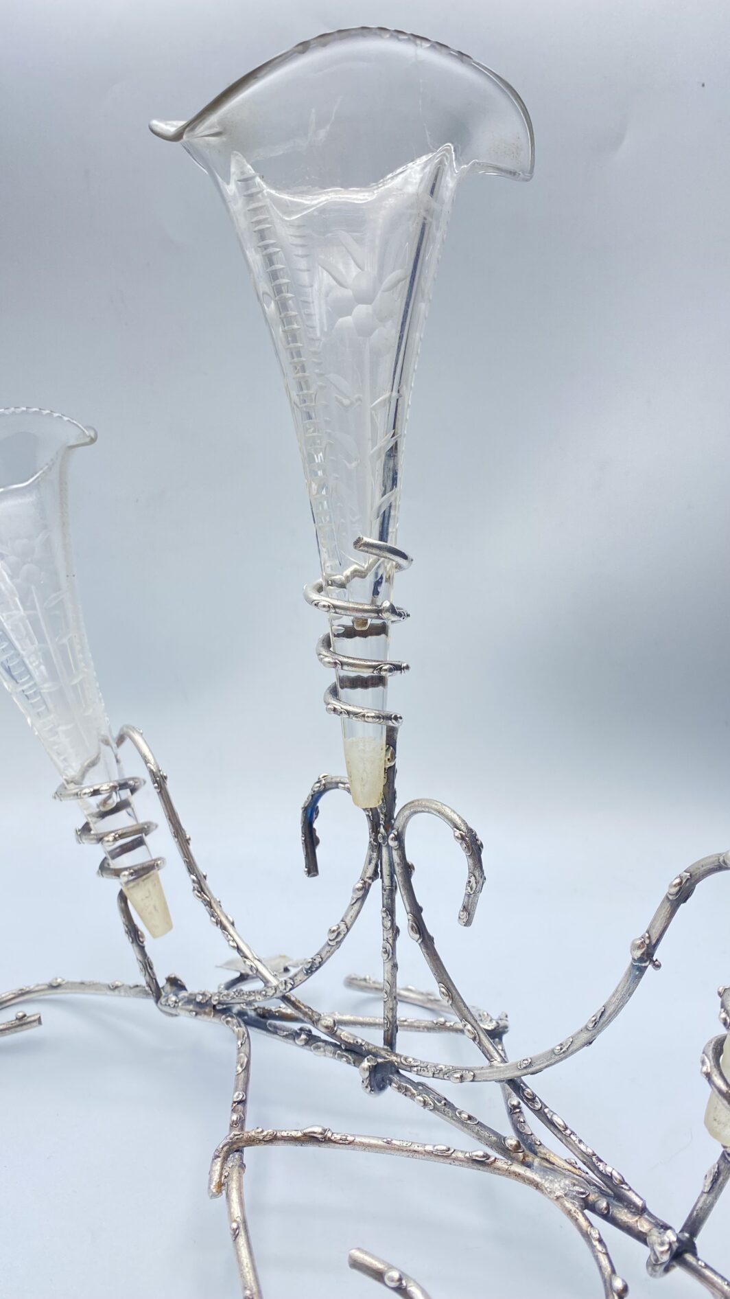 EPERGNE IN SHEFFIELD E CRISTALLO. EPOCA VITTORIANA, XIX sec. - immagine 14
