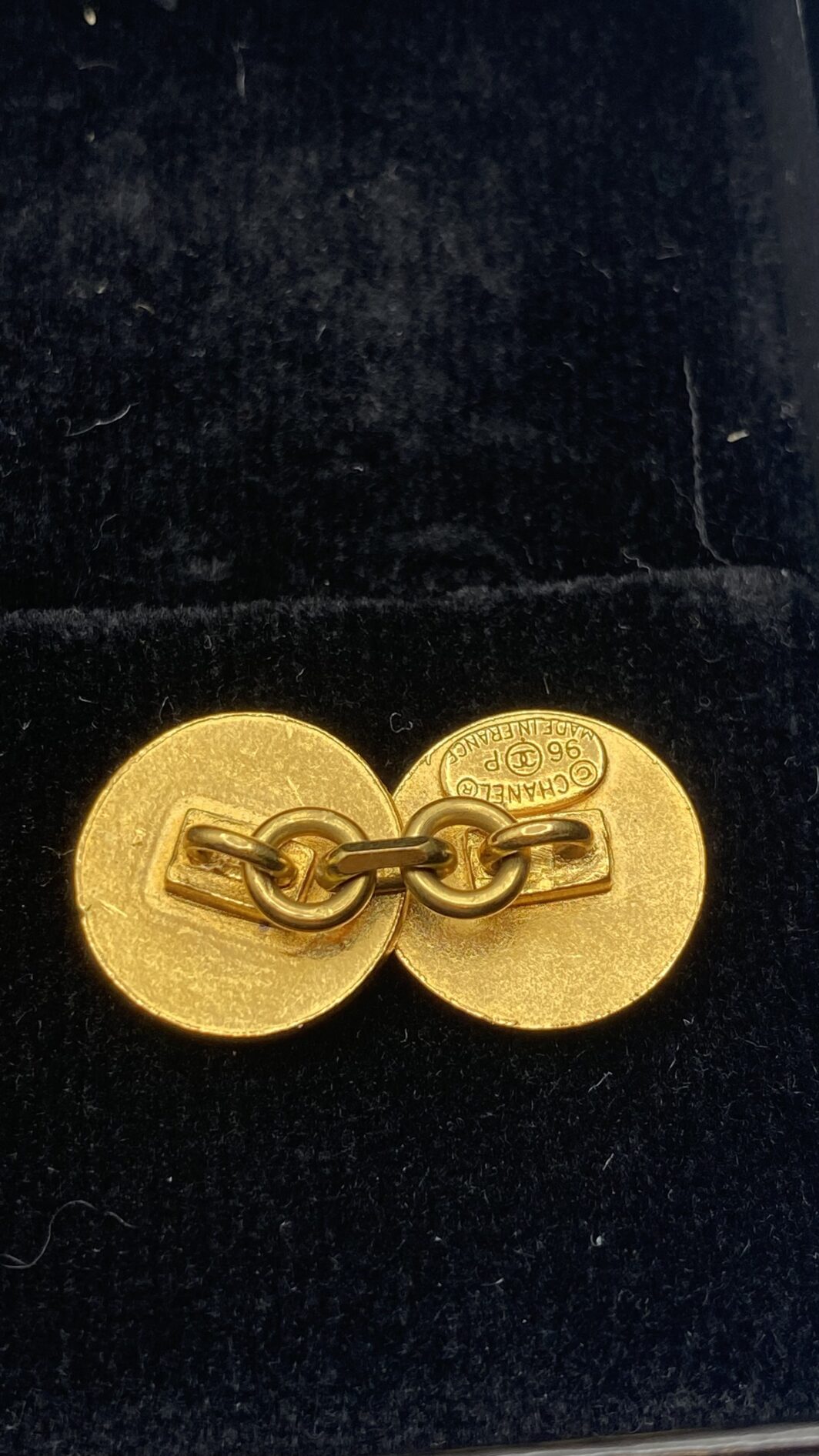 CHANEL. PAIO DI GEMELLI VINTAGE CON SCATOLA ORIGINALE. ANNO 1996 - immagine 3