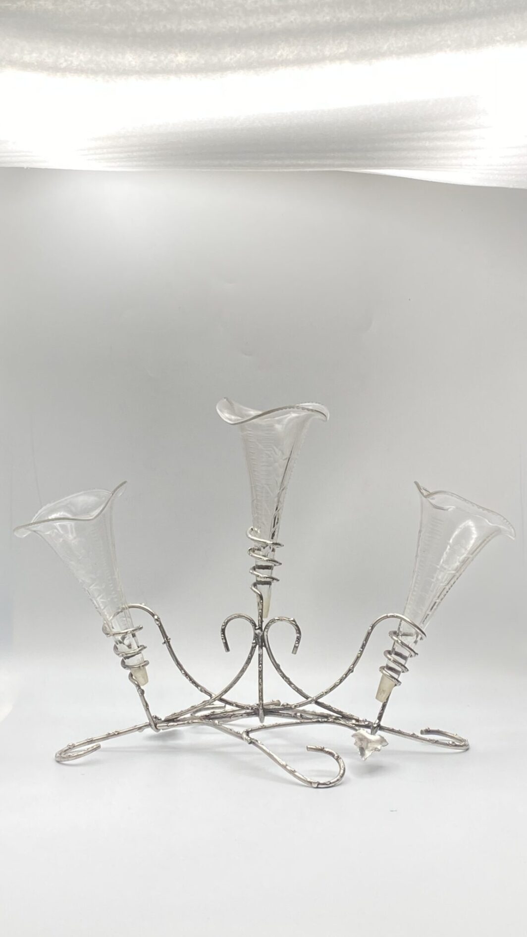 EPERGNE IN SHEFFIELD E CRISTALLO. EPOCA VITTORIANA, XIX sec. - immagine 24