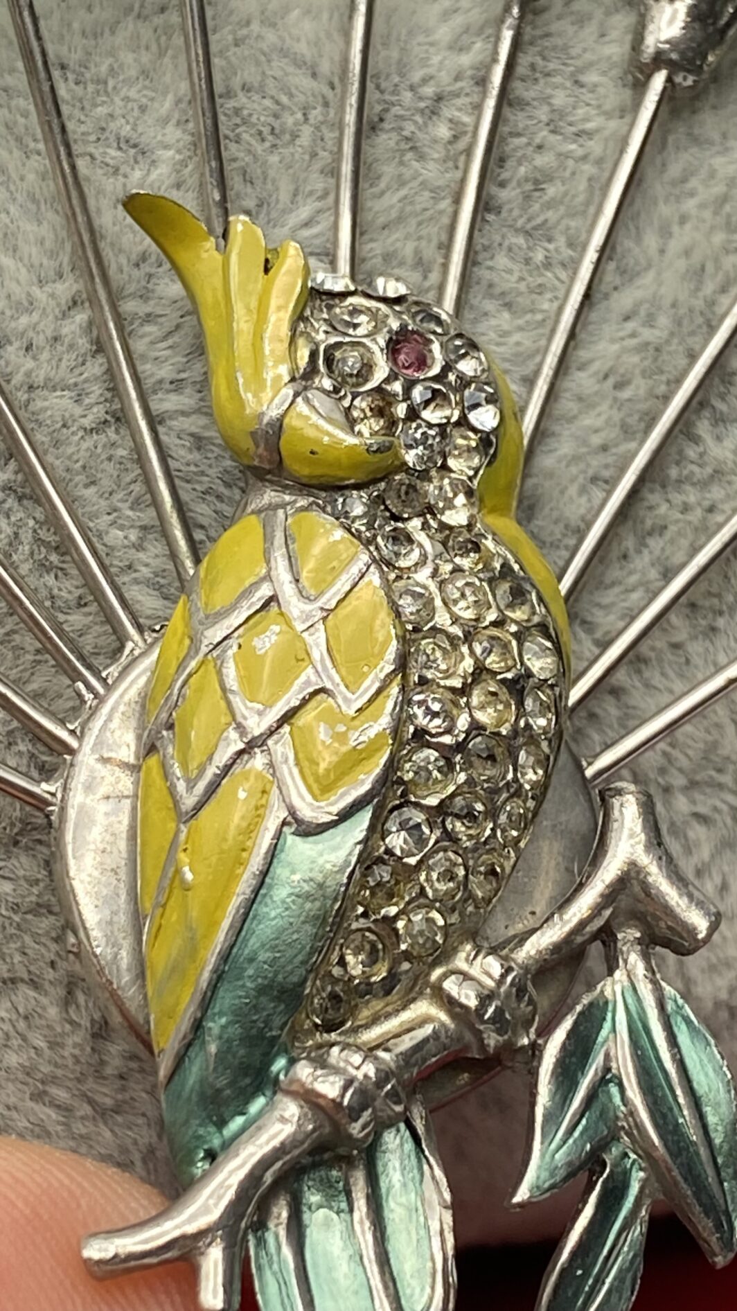 SPILLA ART DECO. BIGIOTTERIA VINTAGE. USA ANNI ‘30. - immagine 11