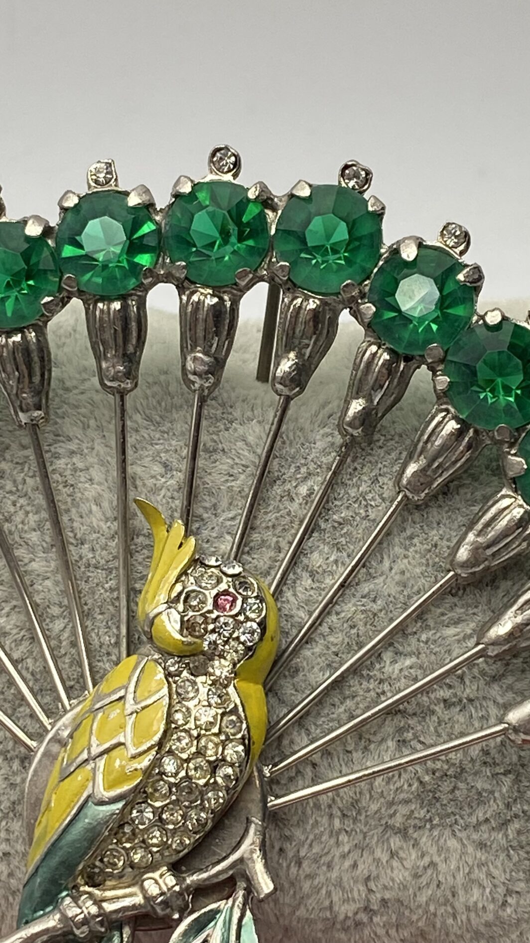 SPILLA ART DECO. BIGIOTTERIA VINTAGE. USA ANNI ‘30. - immagine 9