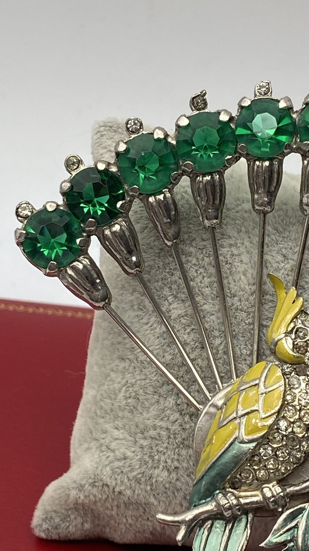 SPILLA ART DECO. BIGIOTTERIA VINTAGE. USA ANNI ‘30. - immagine 8