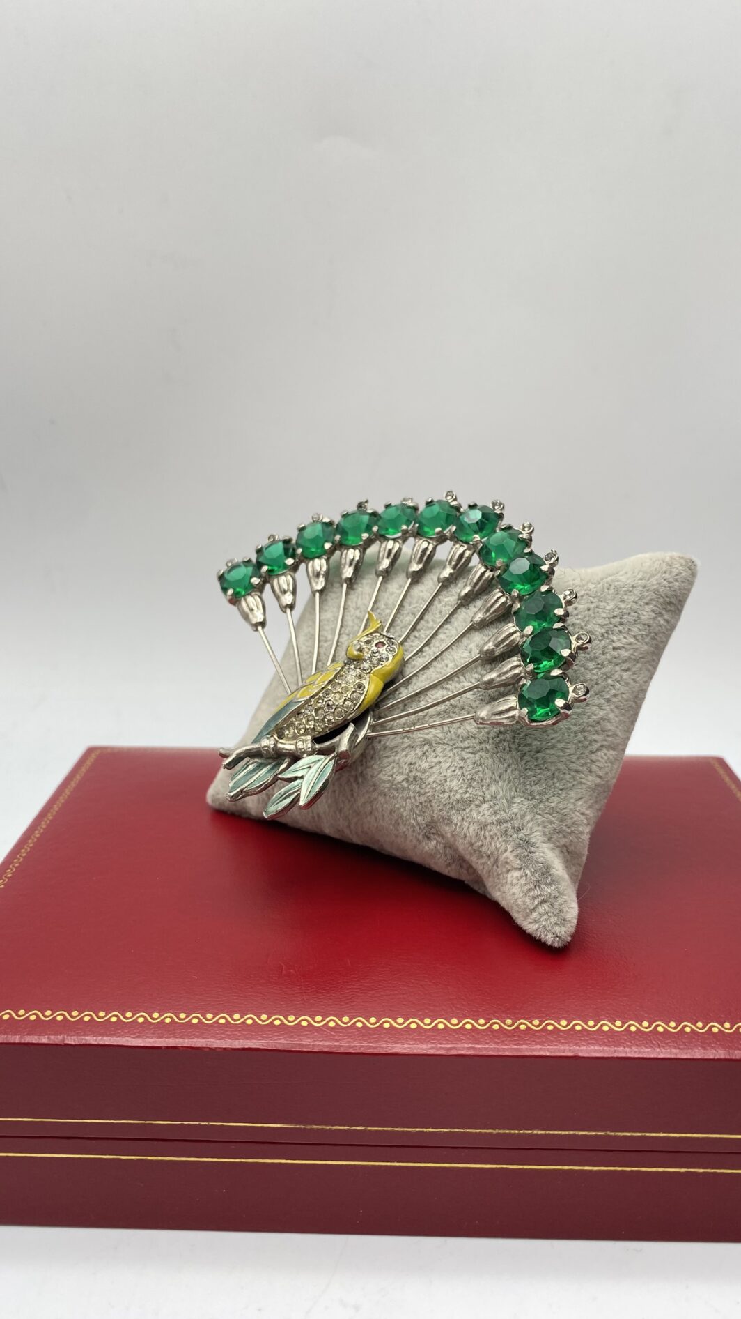 SPILLA ART DECO. BIGIOTTERIA VINTAGE. USA ANNI ‘30. - immagine 3