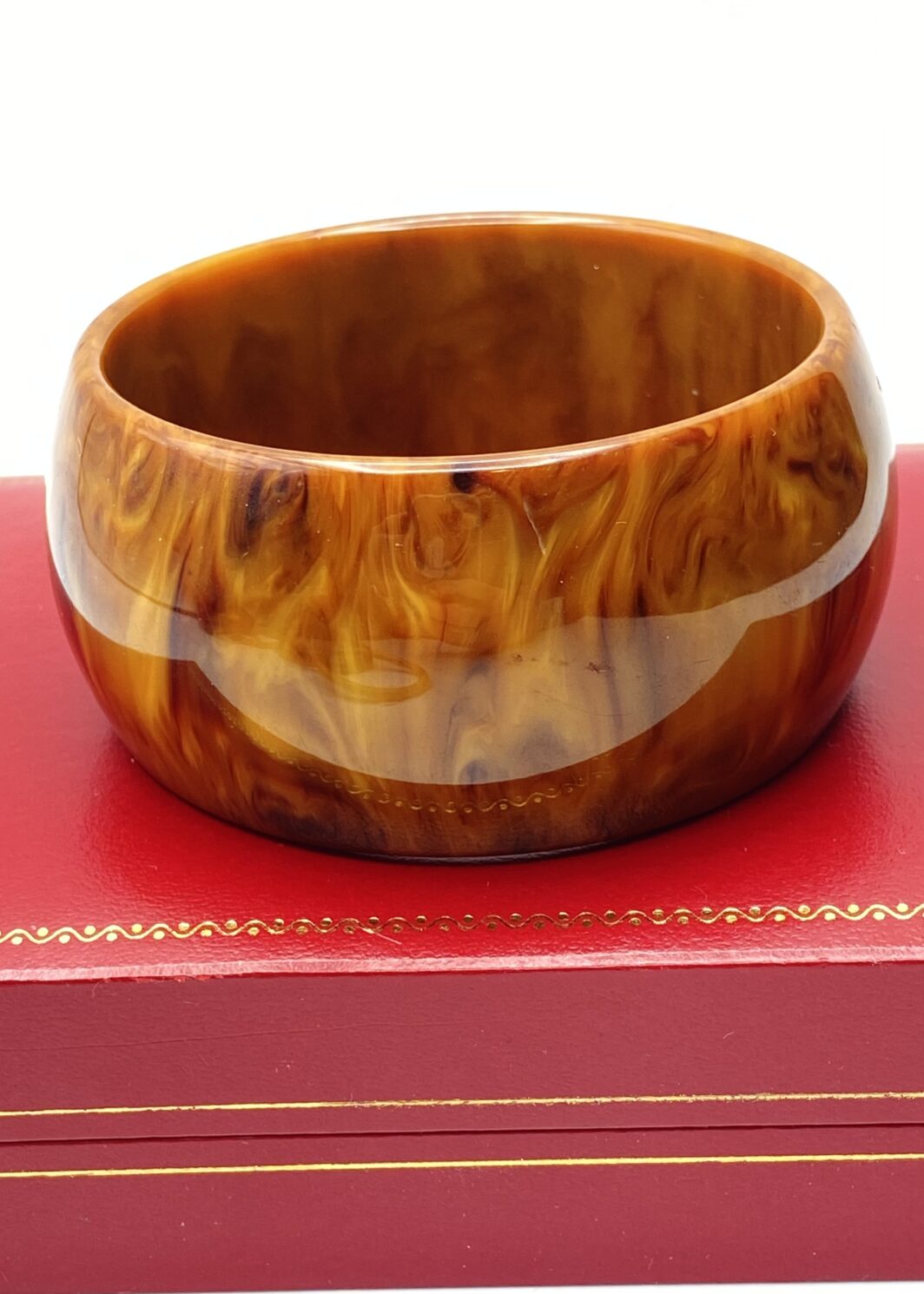 BRACCIALE IN BACHELITE EFFETTO MARMORIZZATO. VINTAGE ANNI ‘30