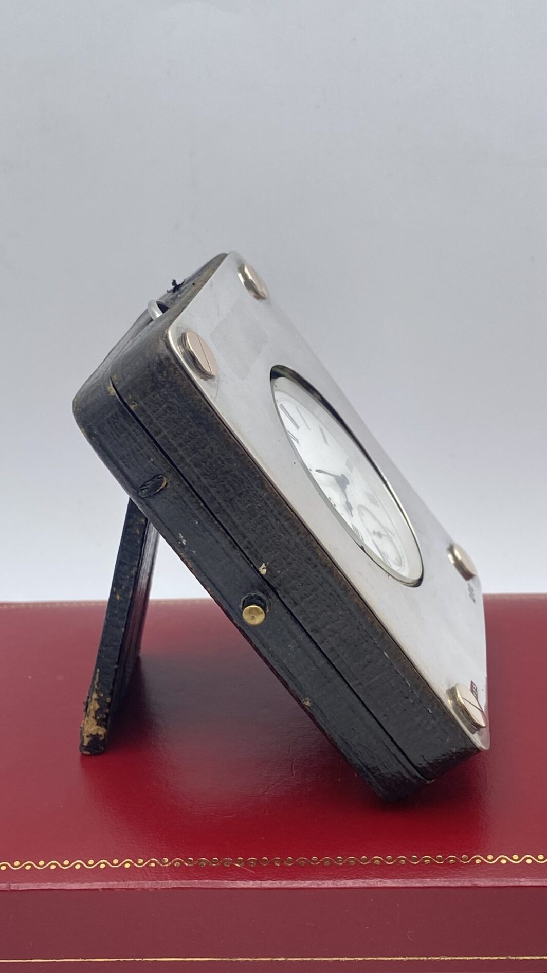 ARGENTO E ORO. OROLOGIO DEL 1892 CON PORTAOROLOGIO DATATO 1908. - immagine 10