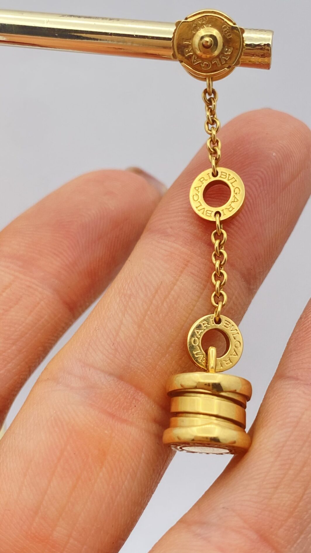 BULGARI B.ZERO 2. ORECCHINI IN ORO 18KT. - immagine 12