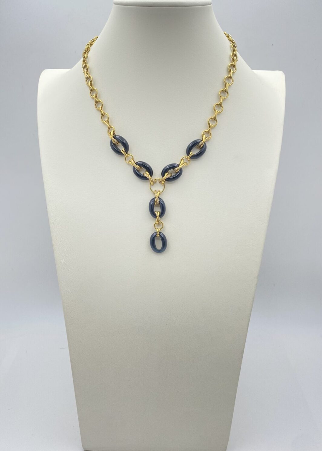 ORO 18KT, ONICE E BRILLANTI. COLLANA VINTAGE ANNI ‘60