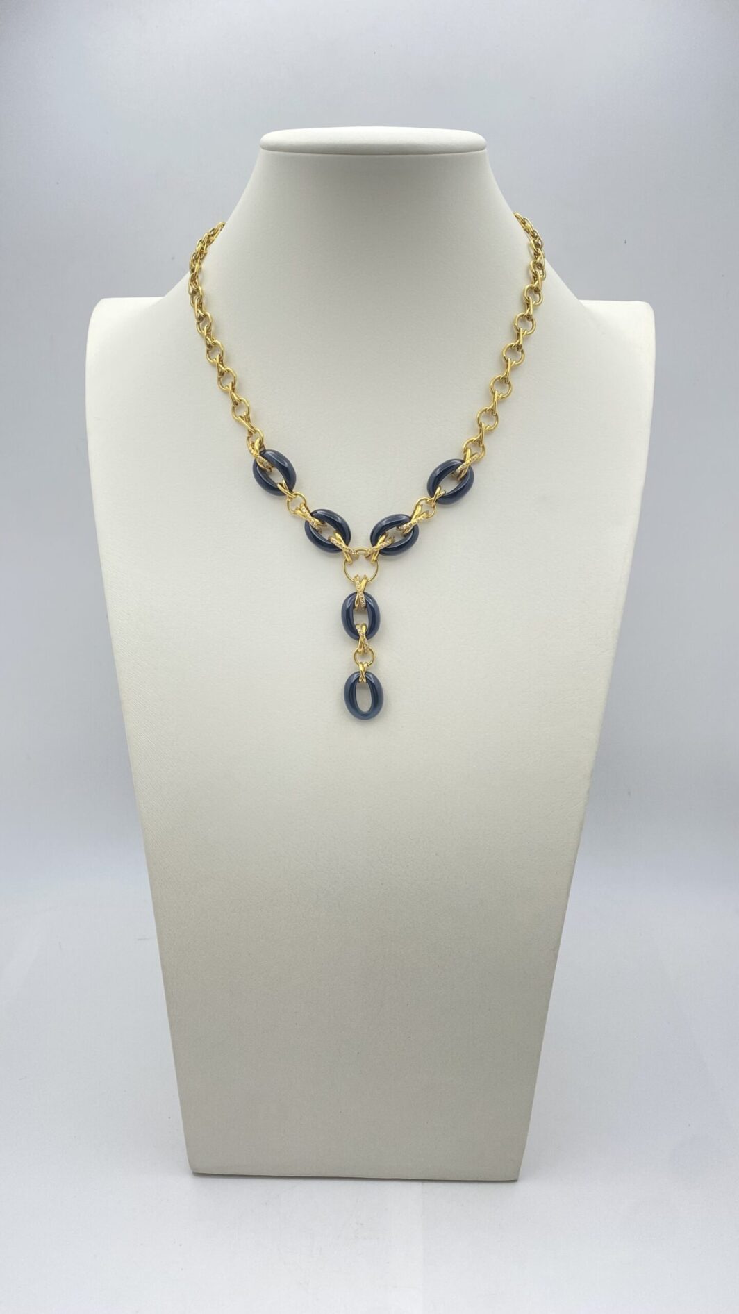 ORO 18KT, ONICE E BRILLANTI. COLLANA VINTAGE ANNI ‘60