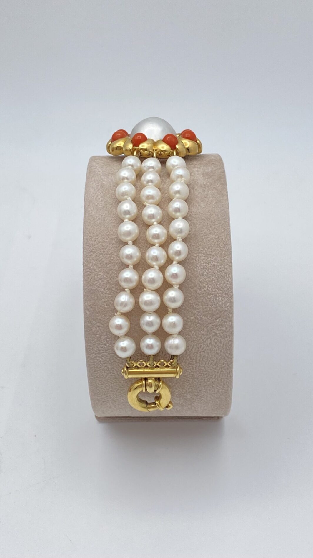 PERLE, ORO 18KT E CORALLO. BRACCIALE VINTAGE ANNI ‘70. ITALIA. - immagine 4