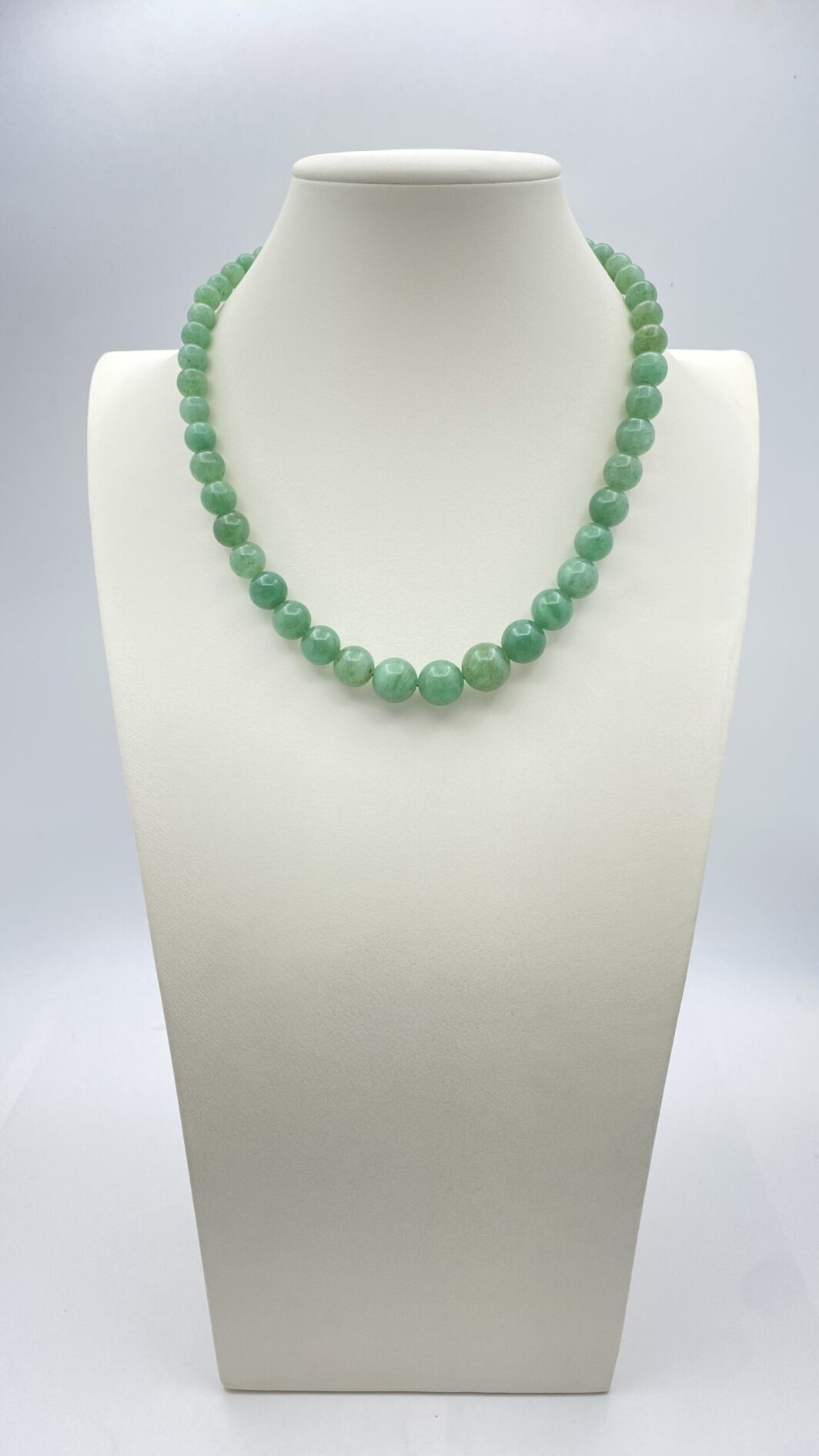 GIADA E ORO 18KT. COLLANA VINTAGE ANNI ‘60.