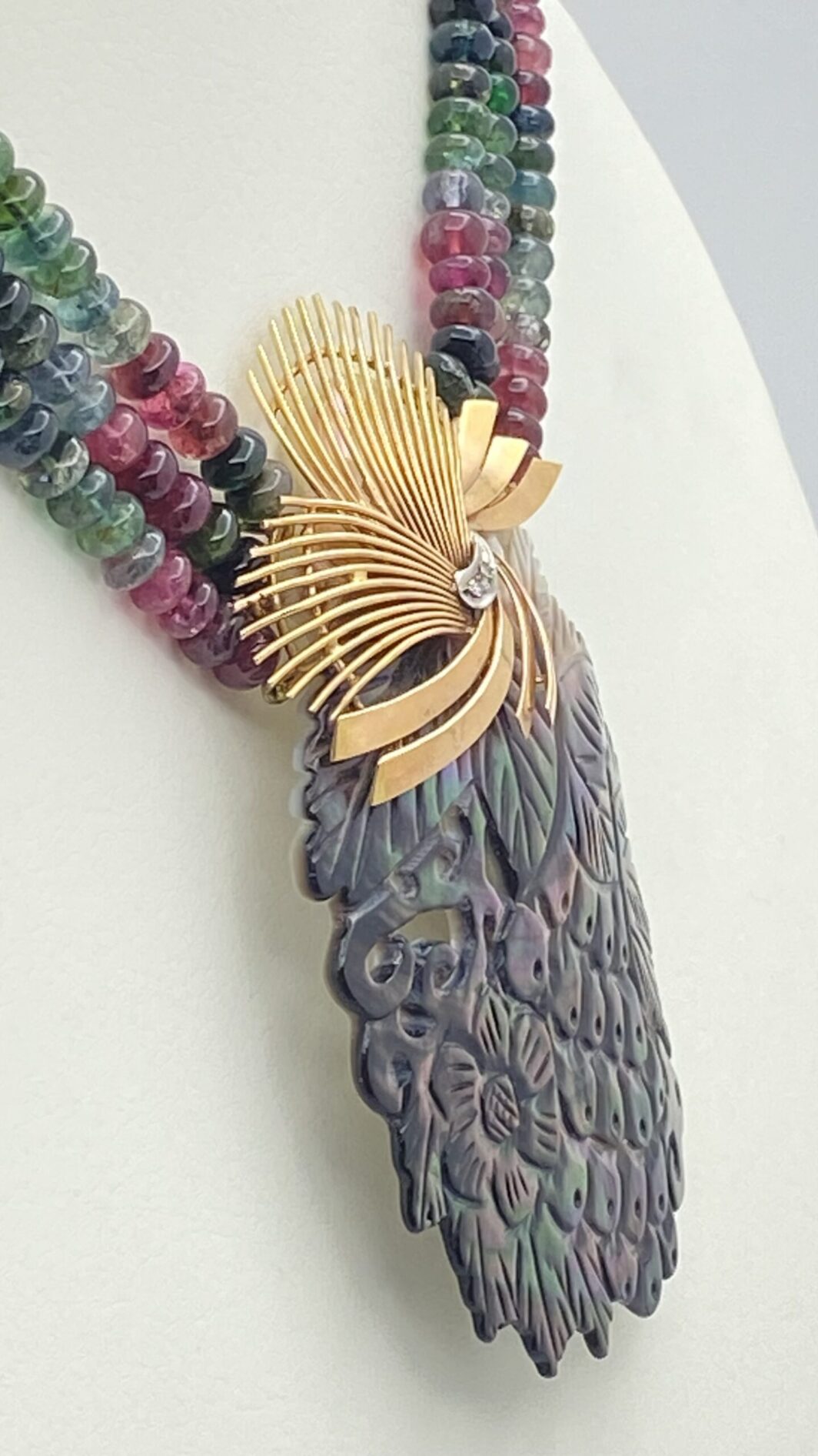 ORO, BRILLANTI, TORMALINE E MADREPERLA. COLLANA VINTAGE - immagine 5
