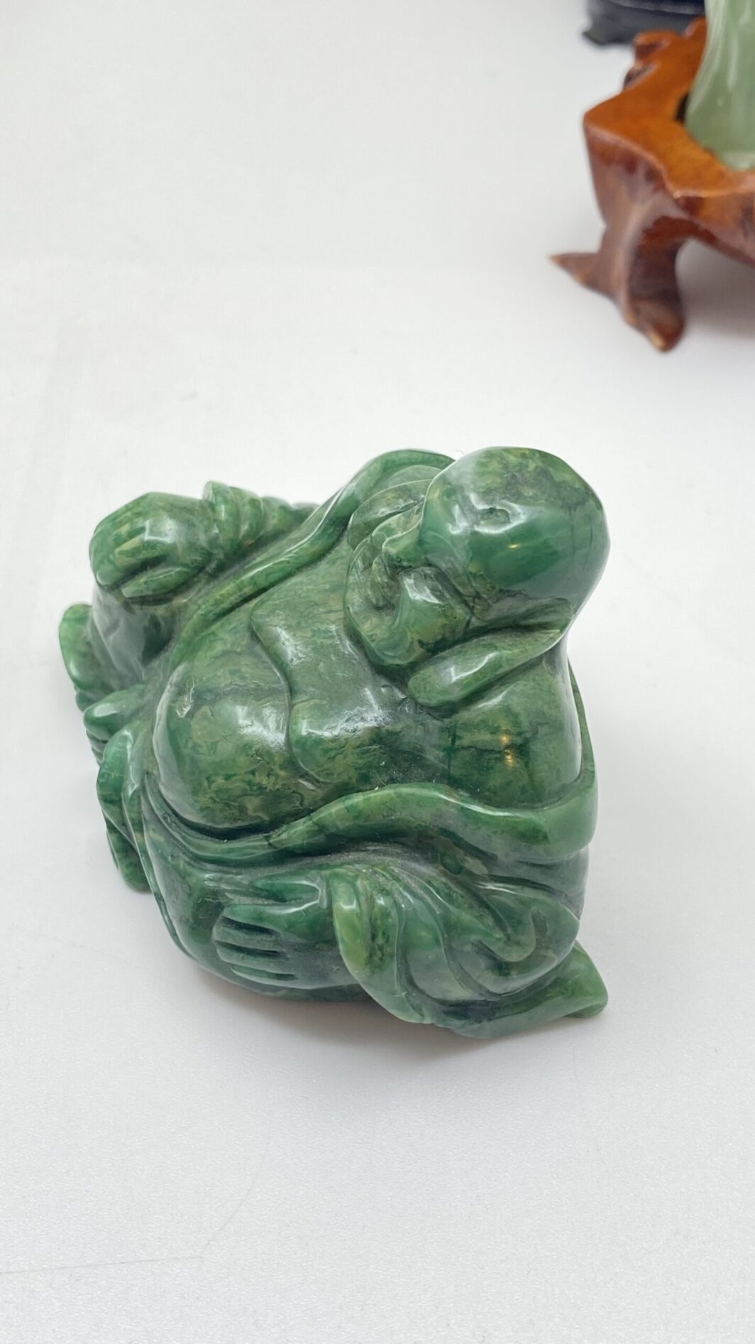 BUDDHA E SAGGI ORIENTALI. LOTTO DI 12 PEZZI IN MATERIALI VARI. CINA XXsec. - immagine 26