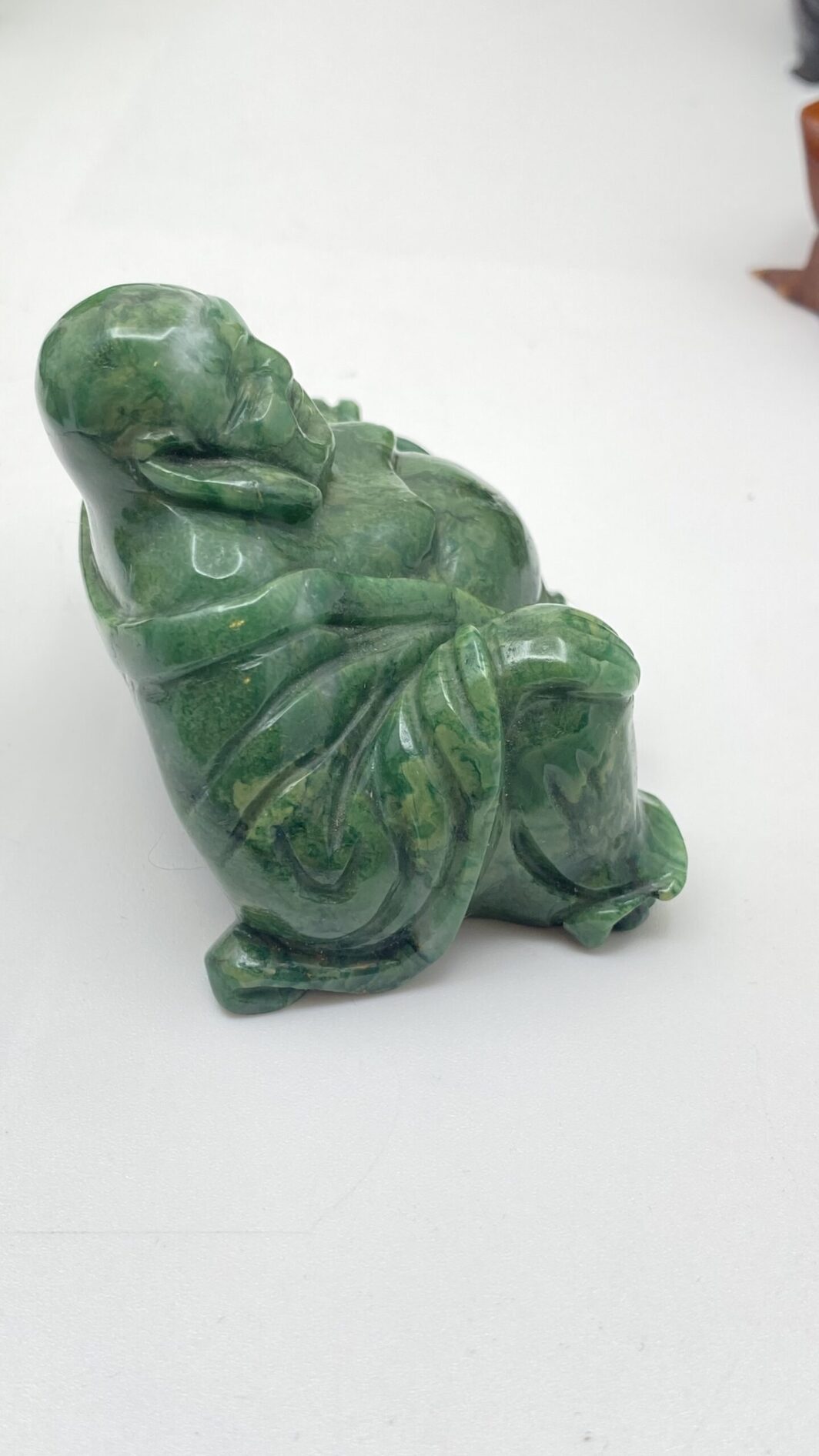 BUDDHA E SAGGI ORIENTALI. LOTTO DI 12 PEZZI IN MATERIALI VARI. CINA XXsec. - immagine 28