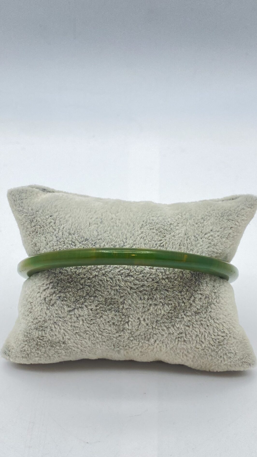 BACHELITE. BRACCIALE VERDE OLIVA MARMORIZZATO. USA ANNI ‘40. - immagine 4