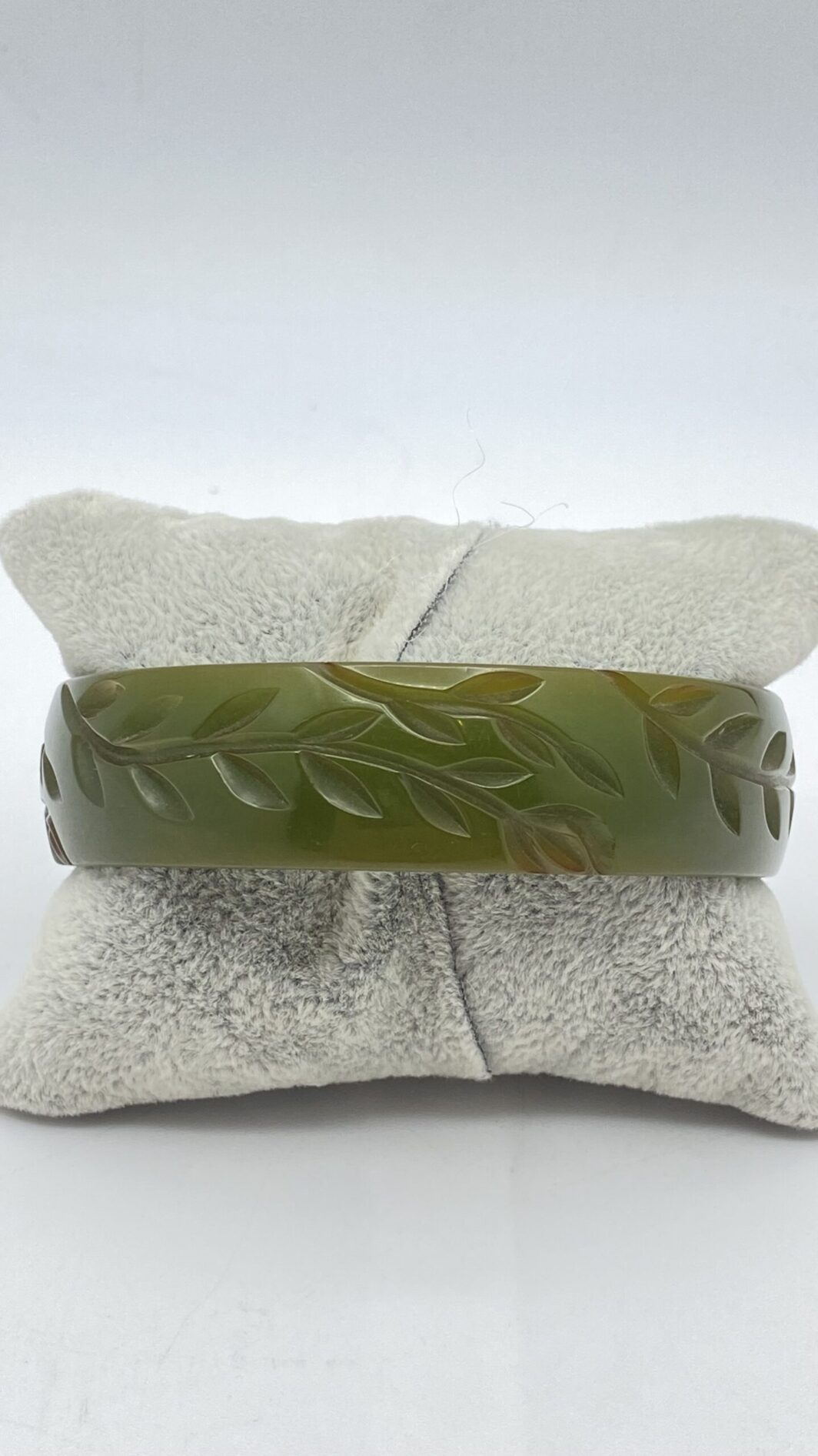 BACHELITE INCISA. BRACCIALE VERDE CREMA DI SPINACI. USA ANNI ‘40. - immagine 5