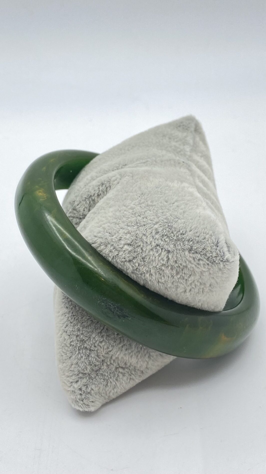 BACHELITE. BRACCIALE VERDE CREMA DI SPINACI. USA ANNI ‘40. - immagine 6