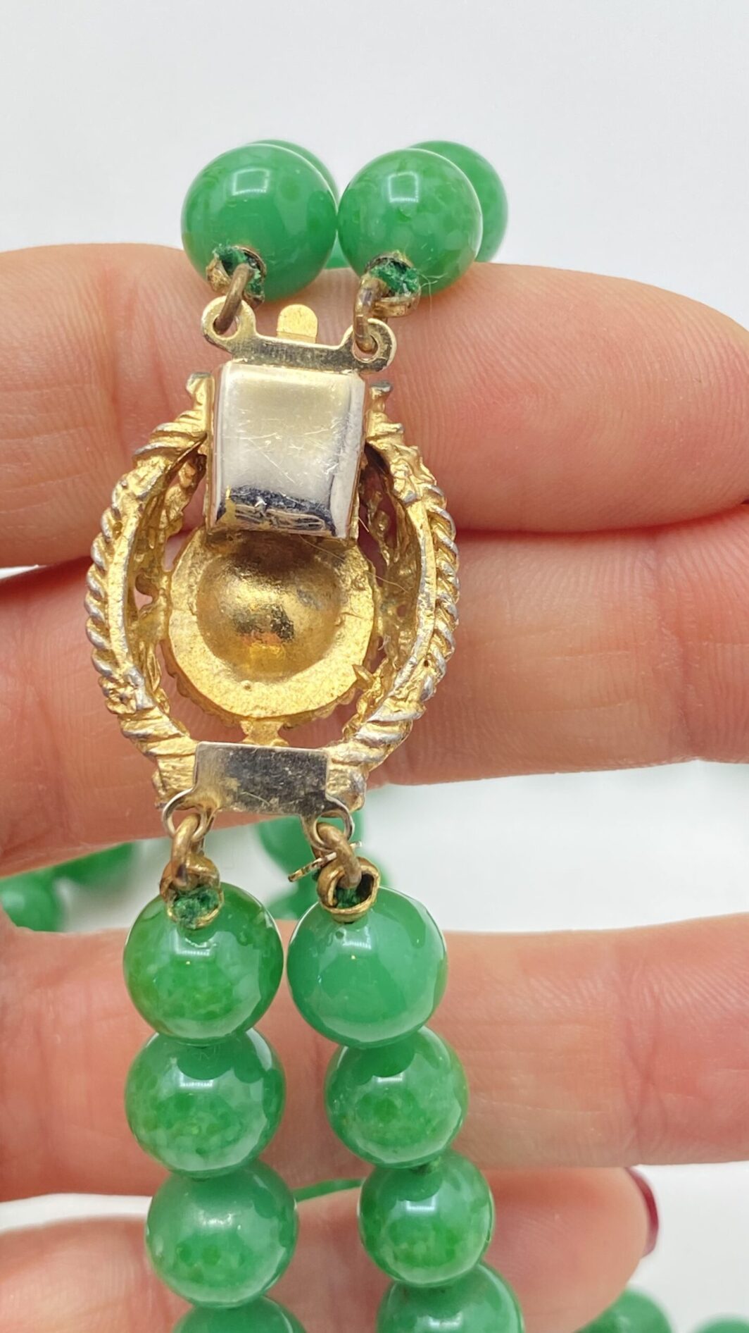 “HATTIE CARNEGIE”. COLLIER IN PASTE DI VETRO, METALLO GOLDTONE E STRASS. USA ANNI ‘40. - immagine 9