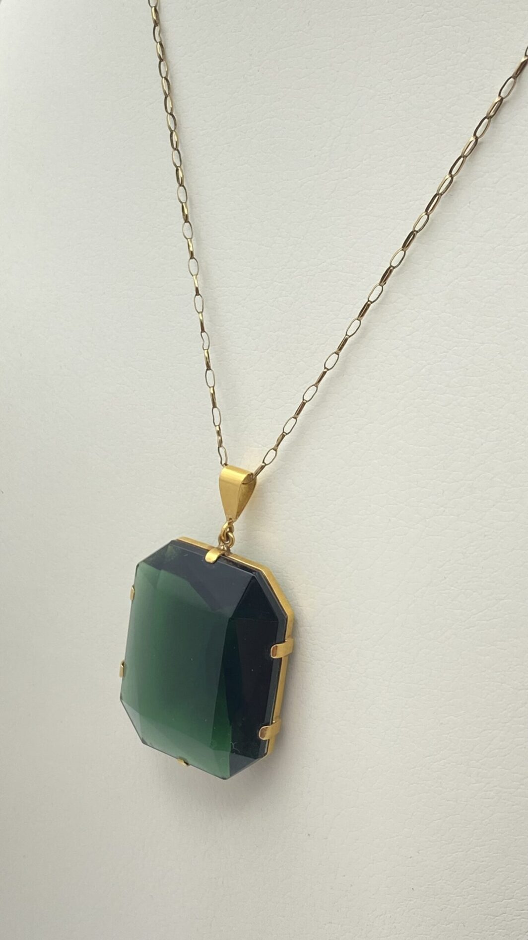 CATENA CON GRANDE PENDENTE. BIGIOTTERIA. USA ANNI ‘30 - immagine 12
