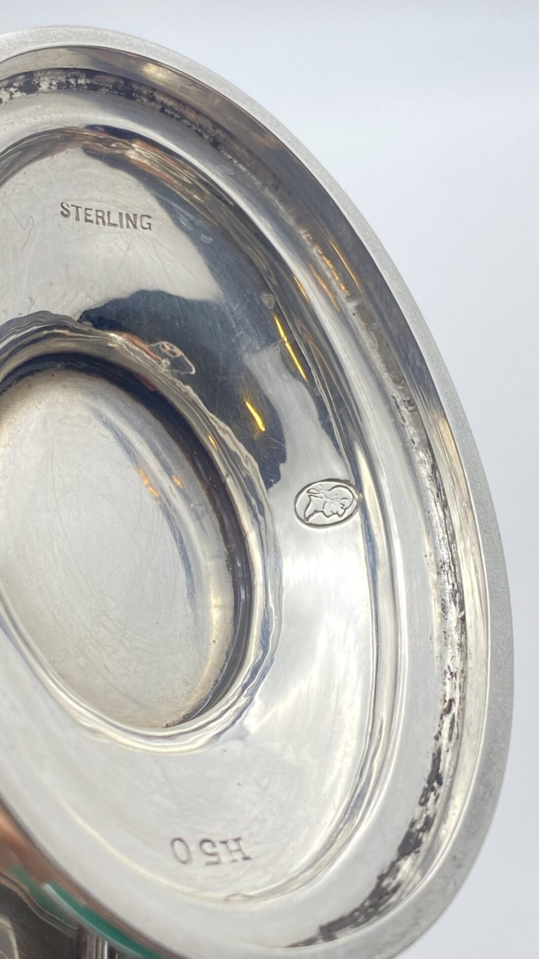 ARGENTO. ELEGANTE SALSIERA. EPOCA GIORGIO IV. ANNO 1823. - immagine 5