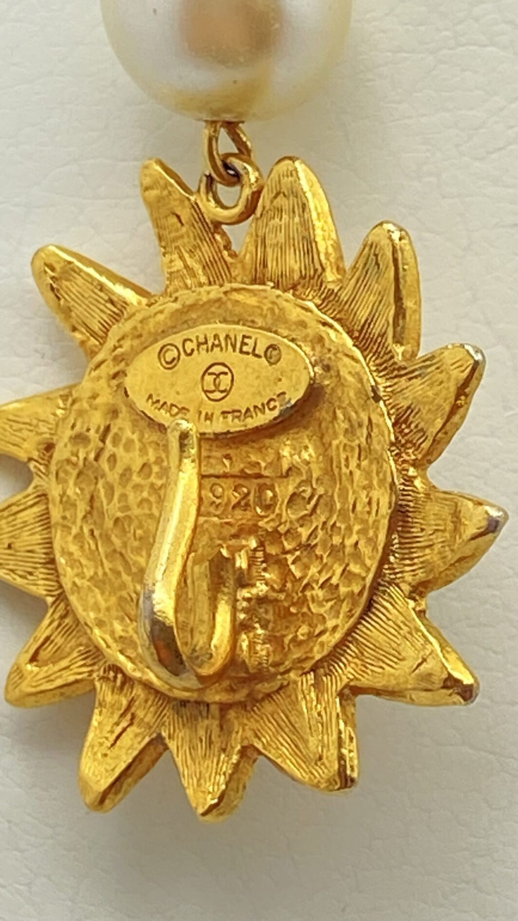 “CHANEL”. COLLIER DI PERLE SUNBURST. PARIGI, COLLEZIONE ANNI ‘90. - immagine 8