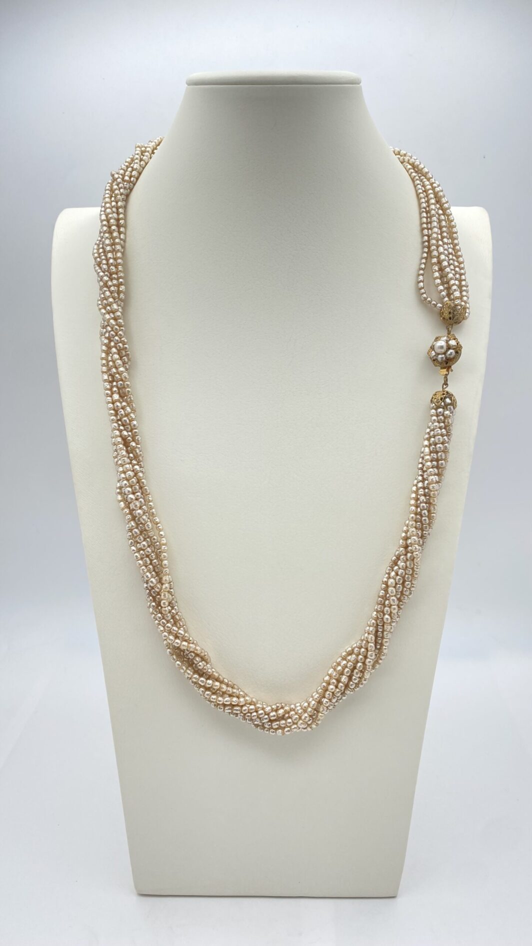 “MIRIAM HASKELL”. COLLANA LUNGA A TORCHON DI PERLE BAROCCHE. BIGIOTTERIA ANNI ‘40. U.S.A. - immagine 3