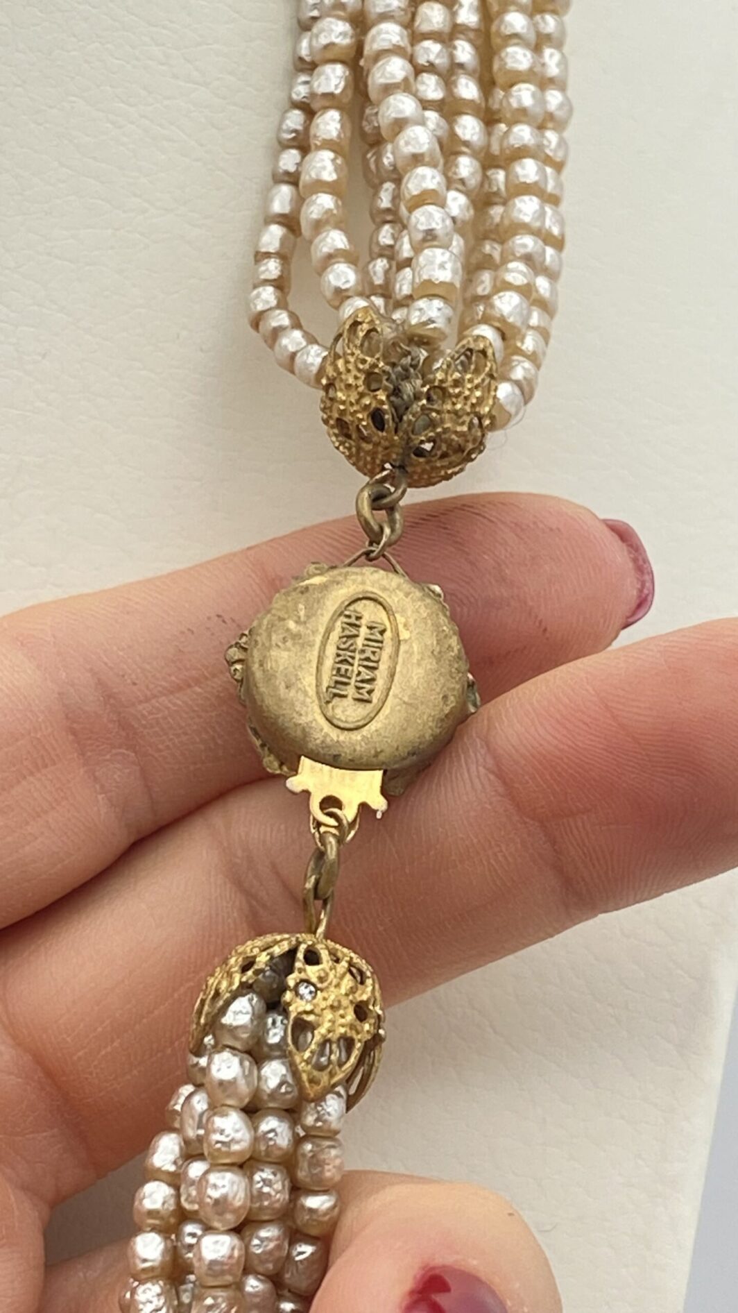 “MIRIAM HASKELL”. COLLANA LUNGA A TORCHON DI PERLE BAROCCHE. BIGIOTTERIA ANNI ‘40. U.S.A. - immagine 6