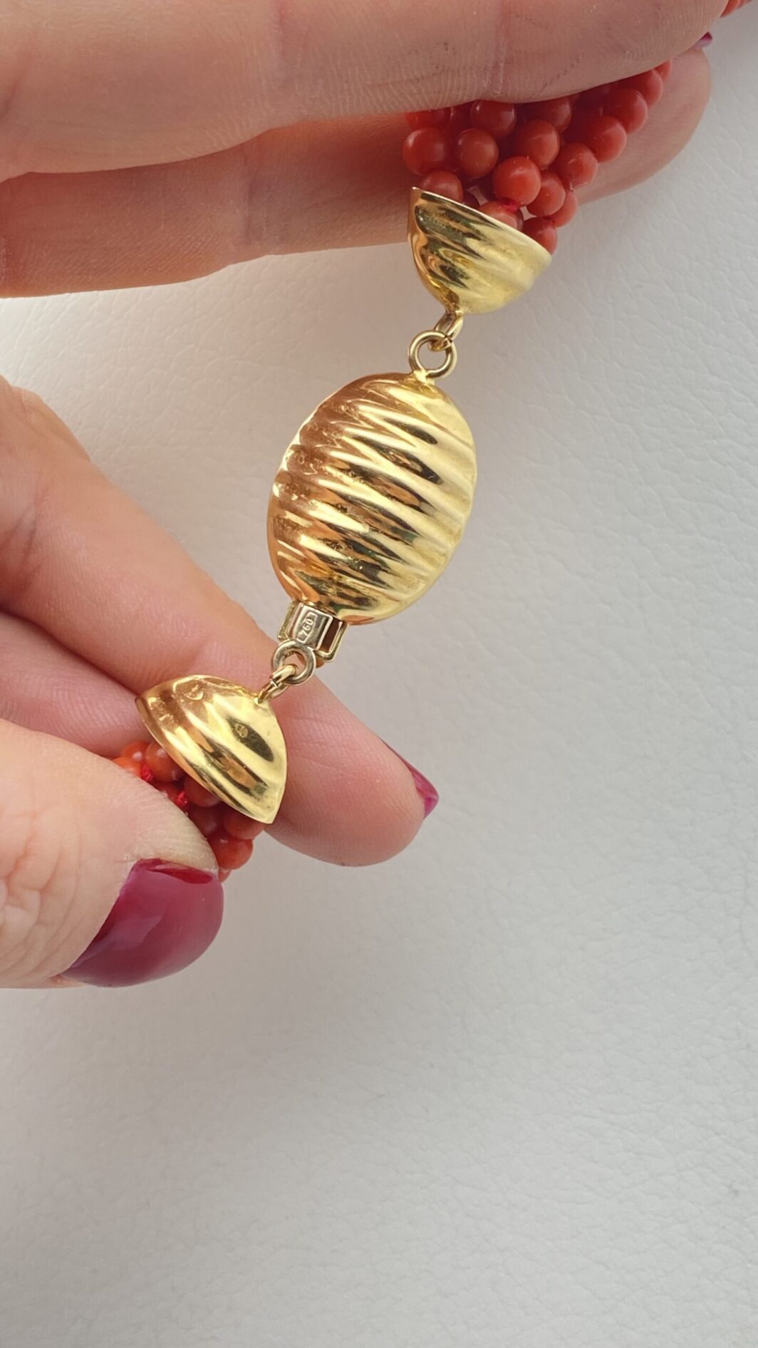 CORALLO SARDO E ORO 18KT. COLLIER VINTAGE. ITALIA ANNI ‘70/‘80. - immagine 8