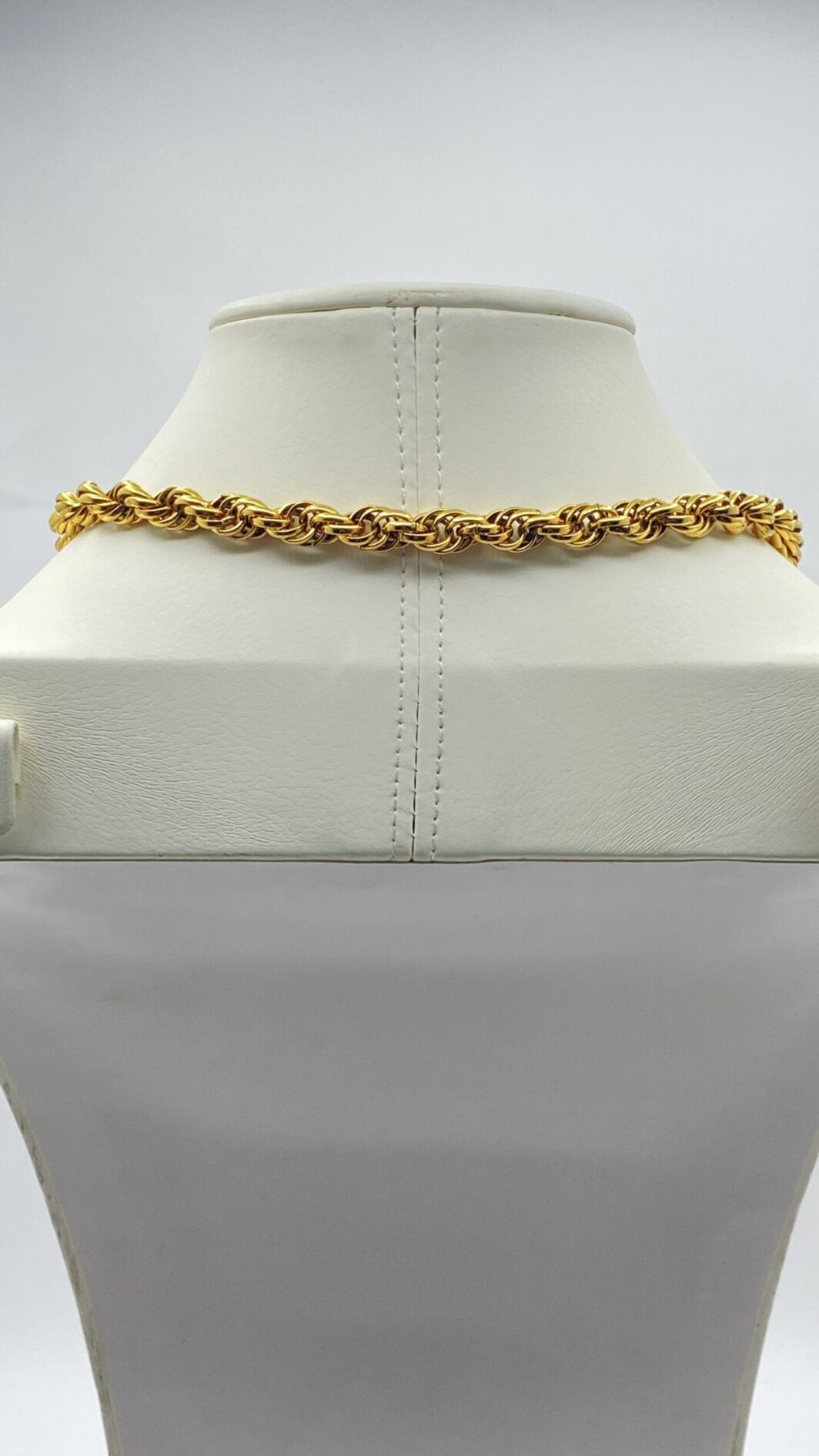 “JULIANA”. COLLANA SALISCENDI IN METALLO GOLDTONE. VINTAGE ANNI ‘70. - immagine 8