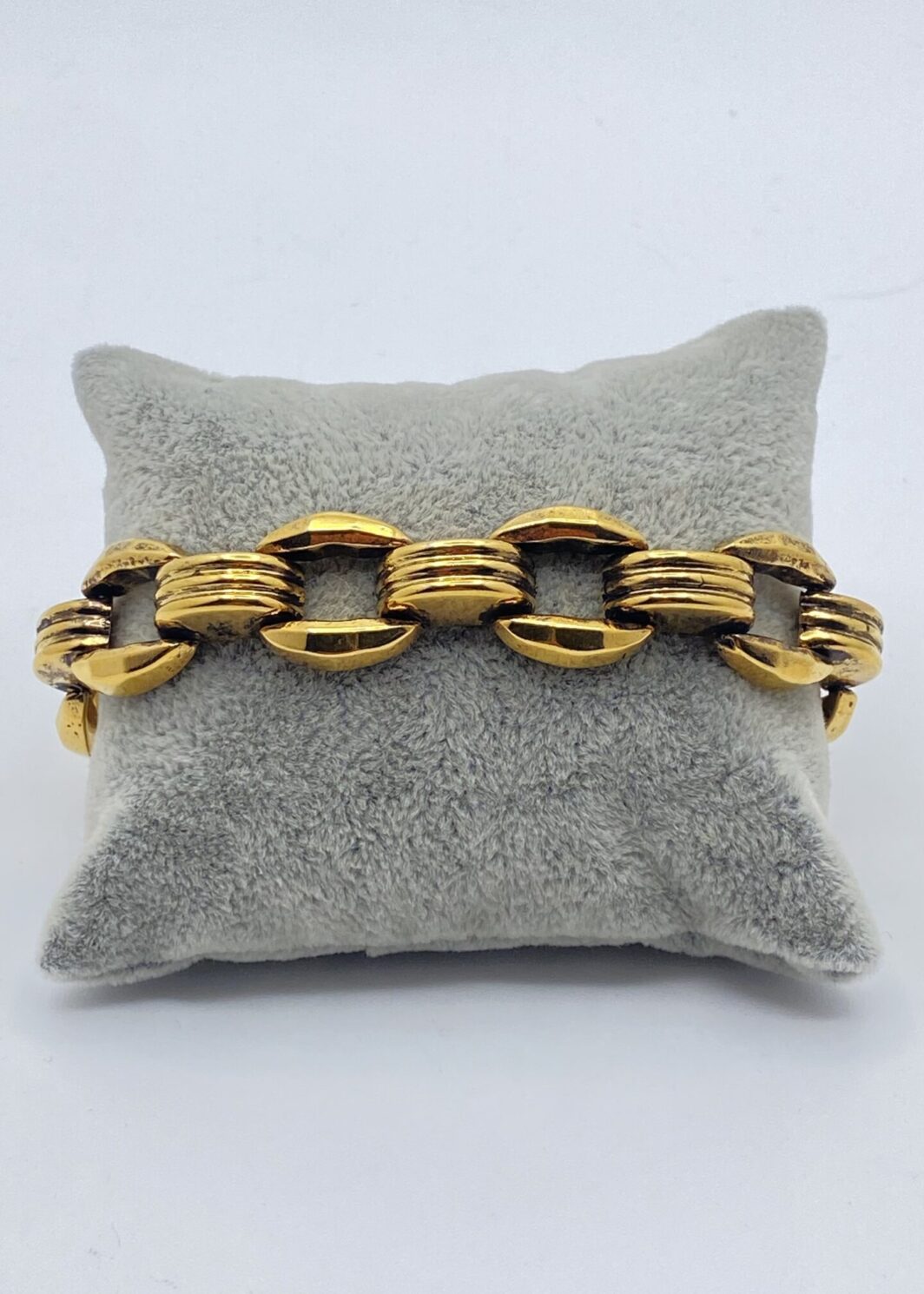 BRACCIALE ART DECO IN ARGENTO DORATO. FRANCIA ANNI ‘30.