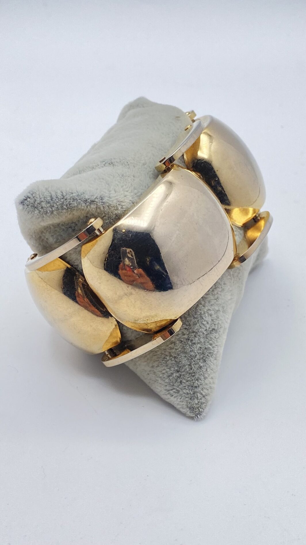 “VARGAS”. BRACCIALE IN METALLO GOLDTONE. U.S.A. ANNI’70. - immagine 8