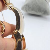 “VARGAS”. BRACCIALE IN METALLO GOLDTONE. U.S.A. ANNI’70. - immagine 4