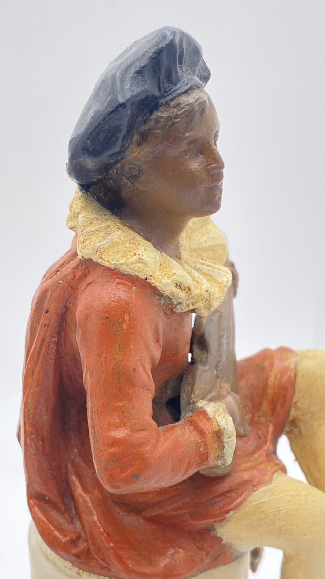 FIGURE DELLA COMMEDIA DELL’ARTE IN ANTIMONIO POLICROMO SU COLONNE DI ALABASTRO. ITALIA, FINE XIX sec. - immagine 18