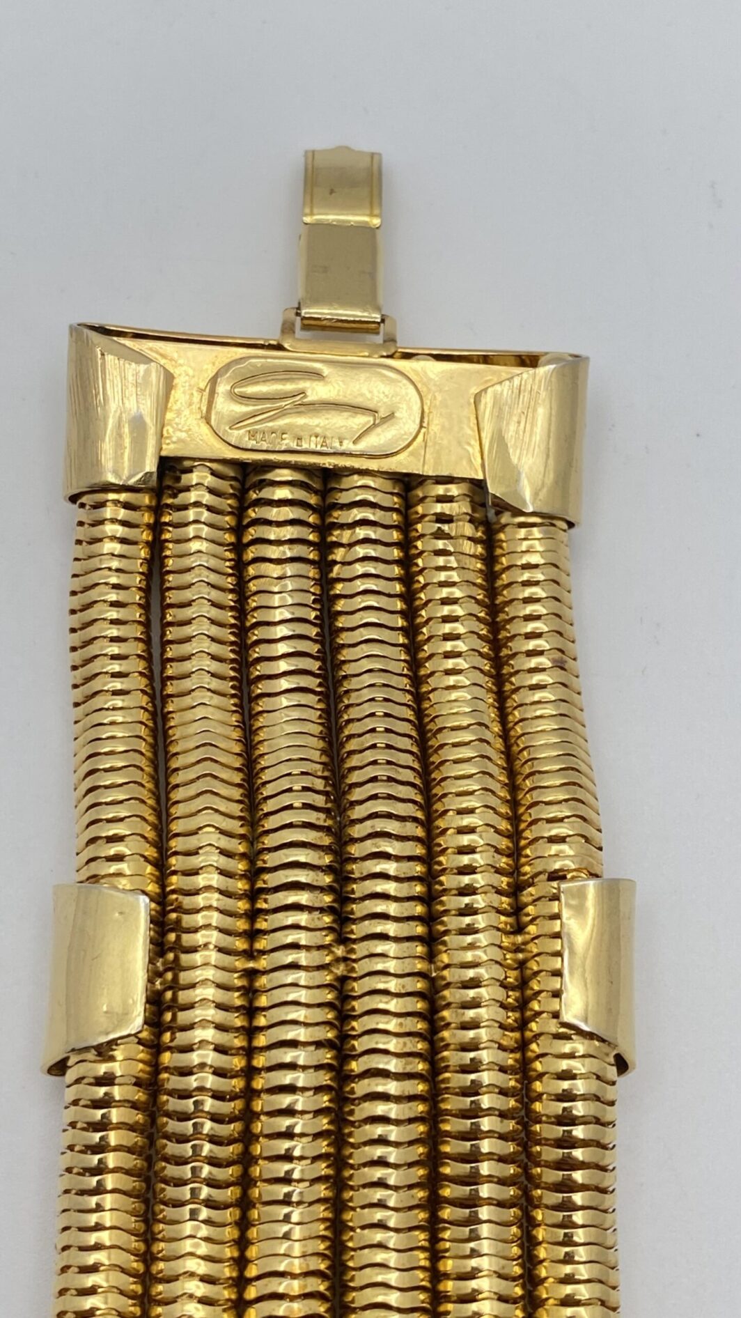 “GENNY” VINTAGE. BRACCIALE SEMIRIGIDO A POLSIERA IN METALLO GOLDTONE. - immagine 10