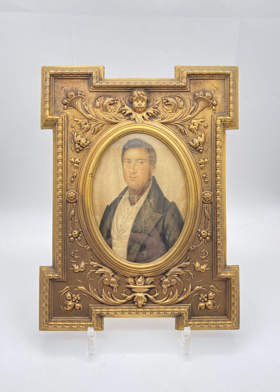 ACQUERELLO RAFFIGURANTE RITRATTO DI NOBILUOMO CON CORNICE IN ORMOLU, INIZI XIX sec. CARLO X