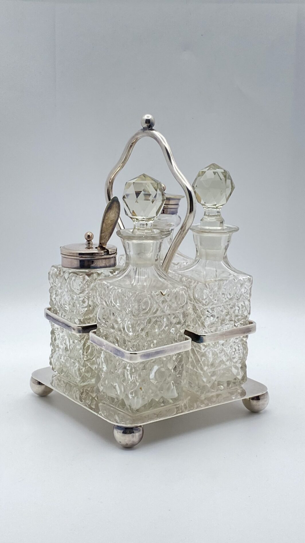 CRUET IN SHEFFIELD. PUNZONI DELL’ORAFO BARKER BROTHERS & Co. CITTÀ DI BIRMINGHAM ANNO 1886 ca. - immagine 4
