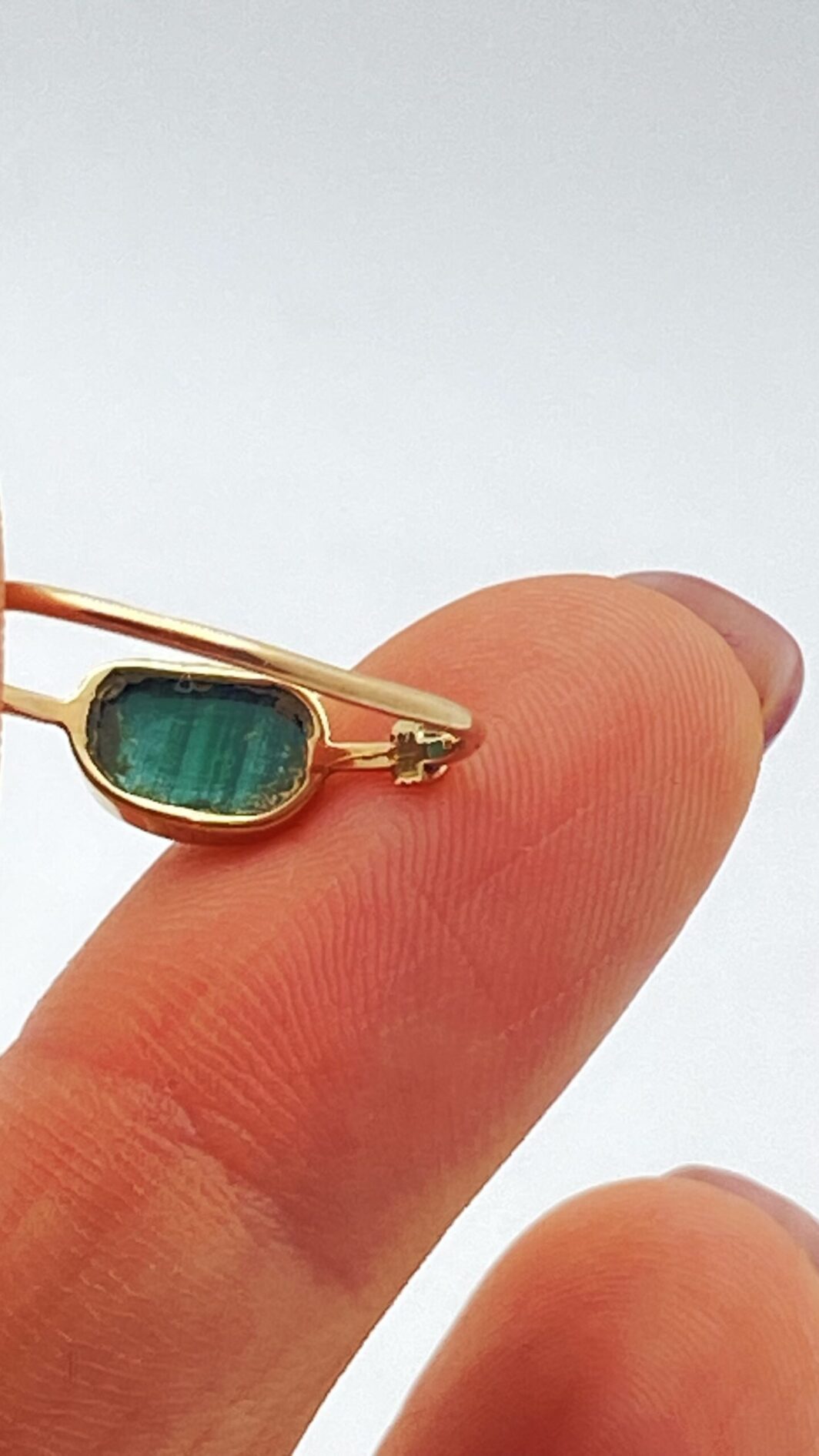 ANTICO ANELLO GEORGIANO IN ORO 9KT CON MALACHITE. INGHILTERRA, EPOCA GIORGIO IV, 1820 ca. - immagine 8