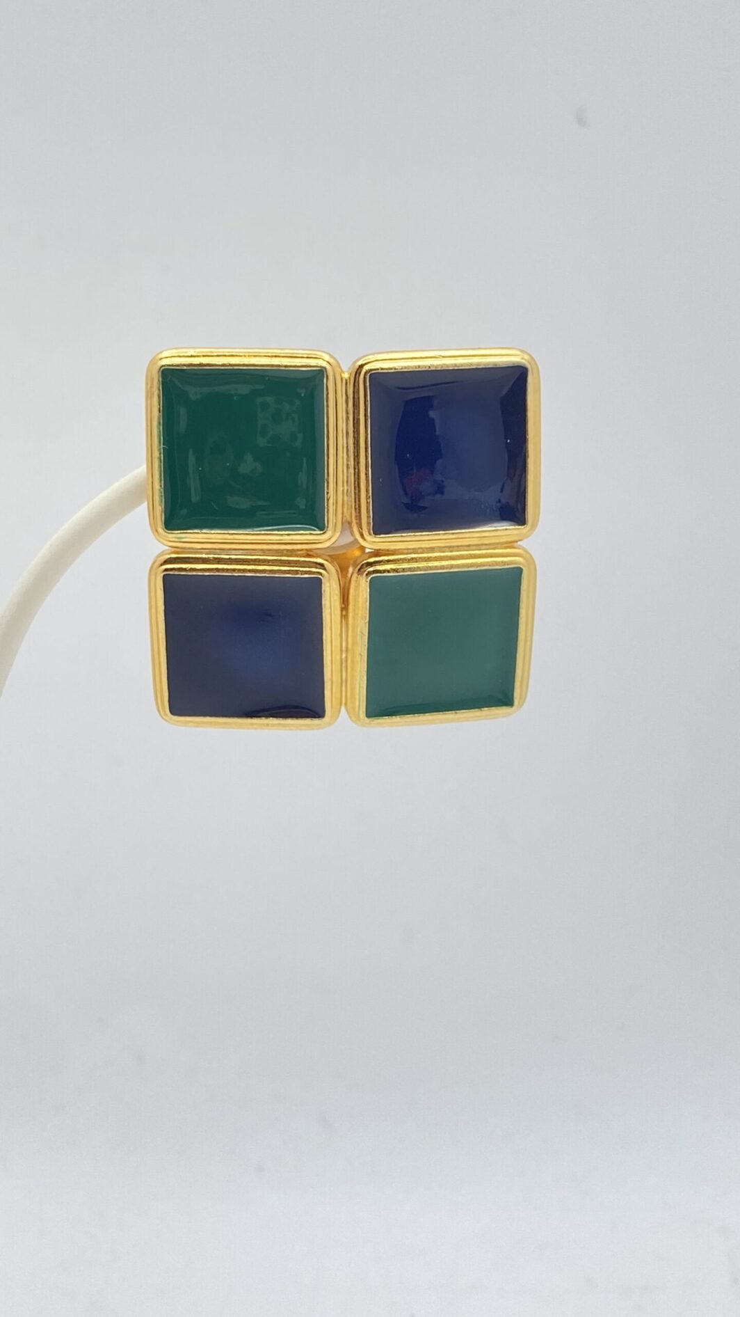 ORECCHINI VINTAGE ANNI ‘80 A SMALTI BLU E VERDI. UNSIGNED. - immagine 3