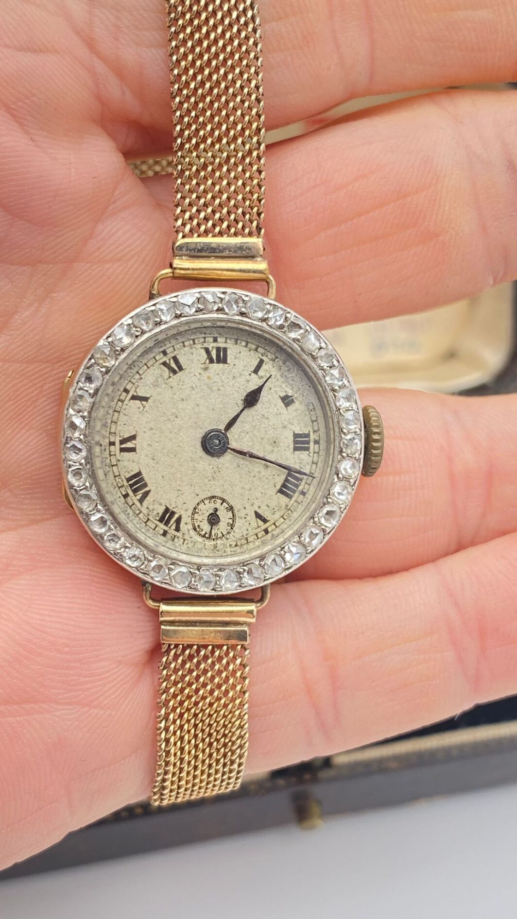 OROLOGIO IN ORO 18KT E DIAMANTI CON SCATOLA E GARANZIA ORIGINALI (1918) - immagine 5